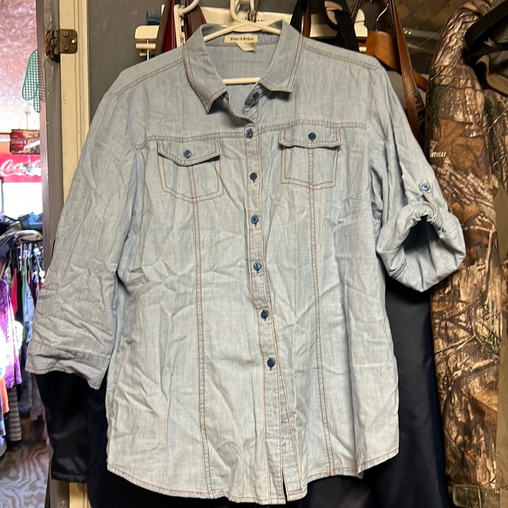 Womenswear top